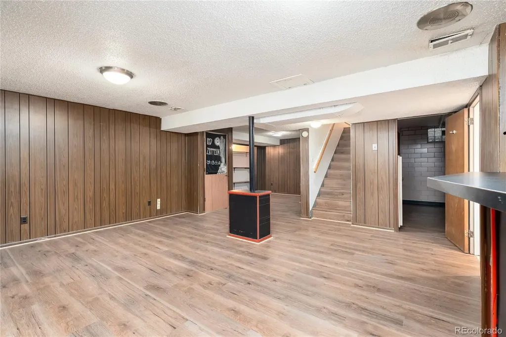 465 S Eliot Street Denver CO 80219