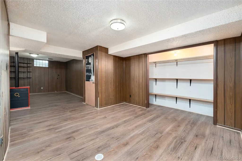 465 S Eliot Street Denver CO 80219