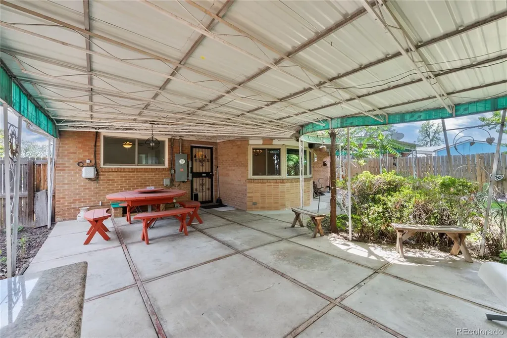 465 S Eliot Street Denver CO 80219