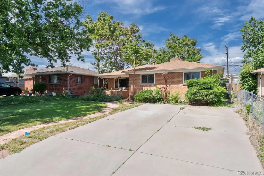 465 S Eliot Street Denver CO 80219