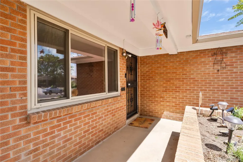 465 S Eliot Street Denver CO 80219