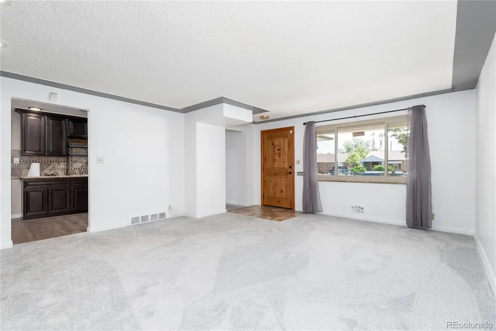 465 S Eliot Street Denver CO 80219