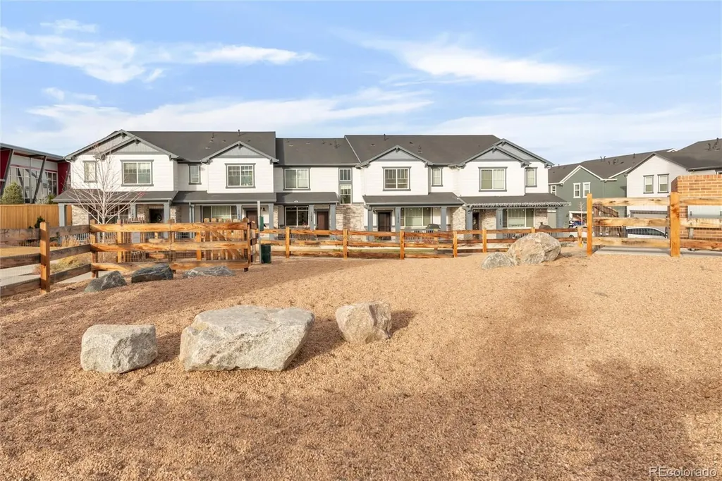 11424 W Belleview Drive Littleton CO 80127