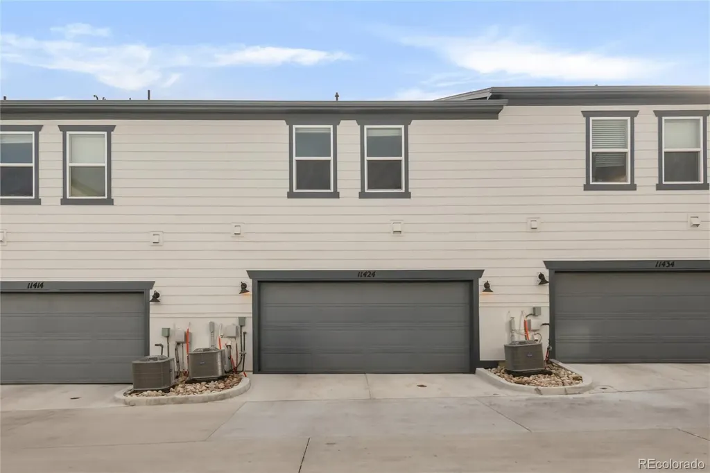 11424 W Belleview Drive Littleton CO 80127