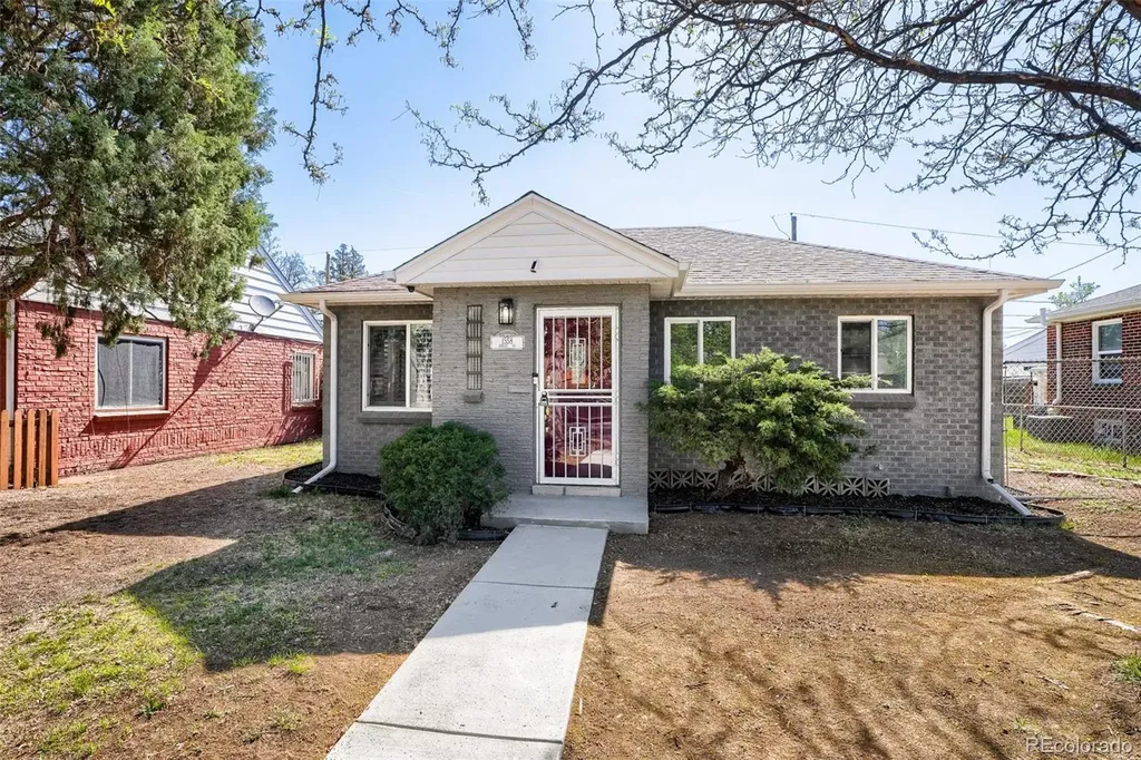 Denver CO, 1558 Spruce Street