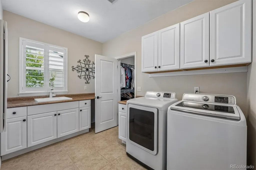 6209 S Jamestown Court Aurora CO 80016