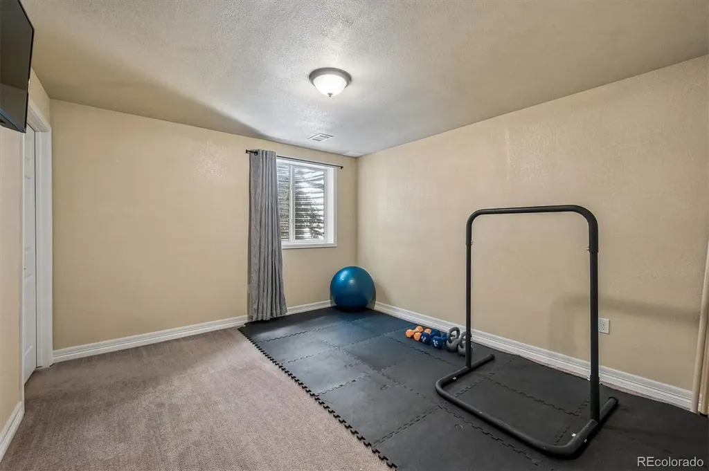 6209 S Jamestown Court Aurora CO 80016