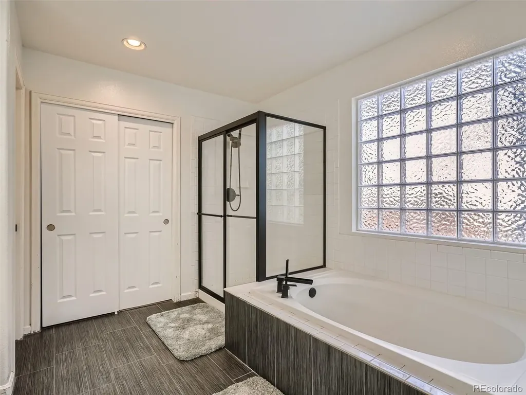 5828 S Danube Street Aurora CO 80015