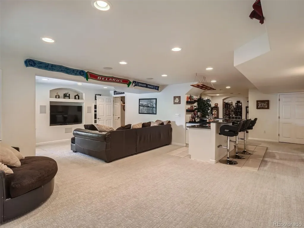 5828 S Danube Street Aurora CO 80015