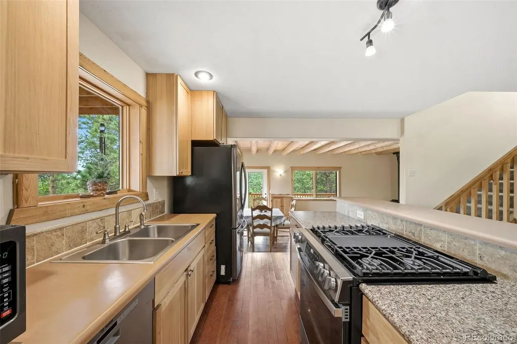 605 Obsidian Drive Florissant CO 80816