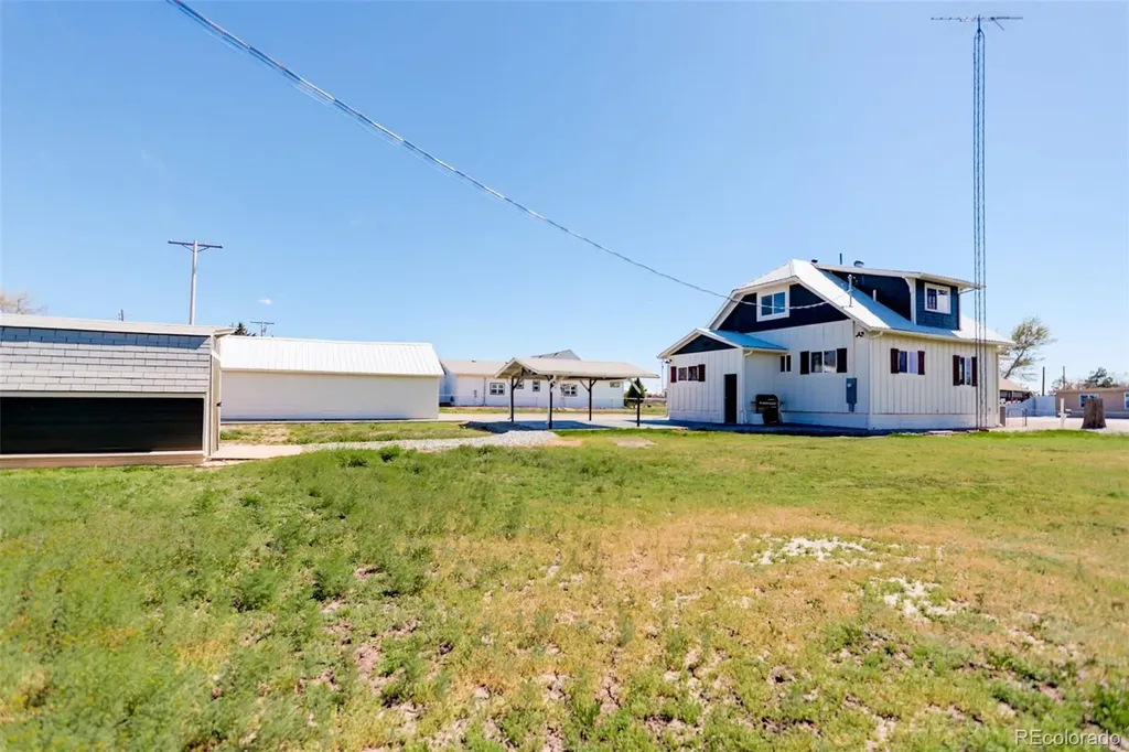 454 4th Avenue Deer Trail CO 80105