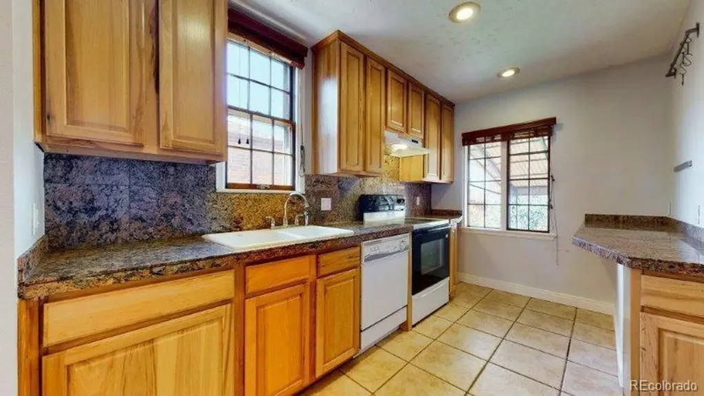 3317 N Saint Paul Street Denver CO 80205