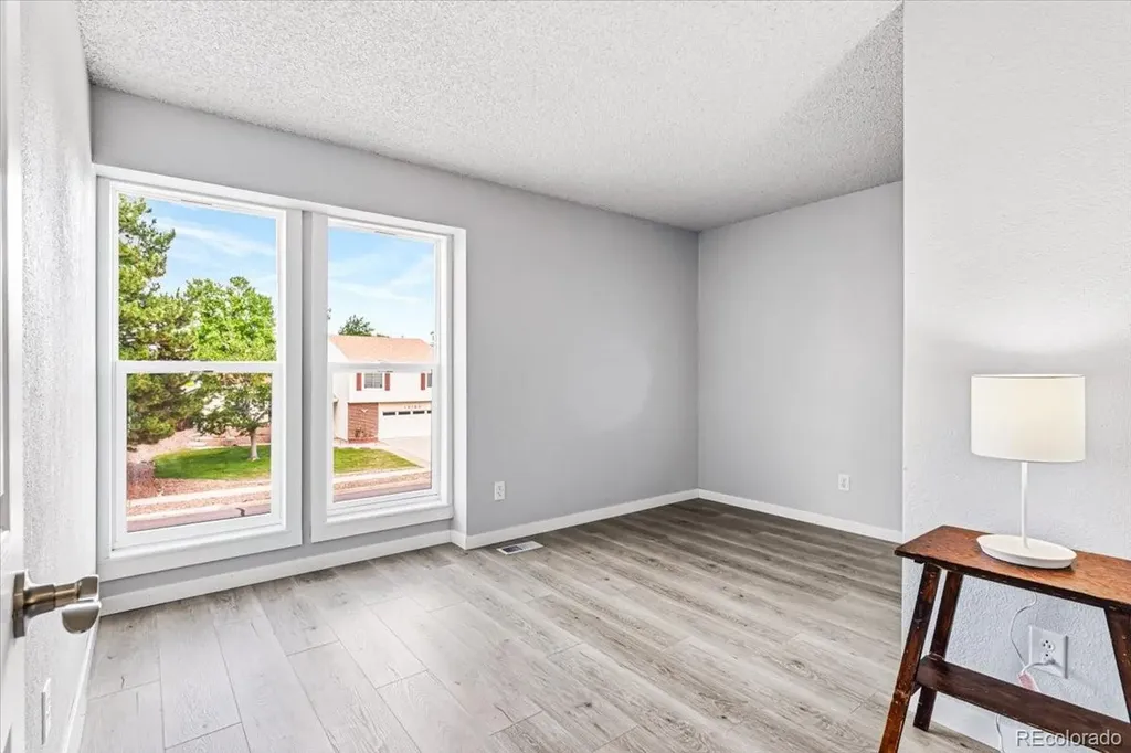 10149 Oak Street Broomfield CO 80021