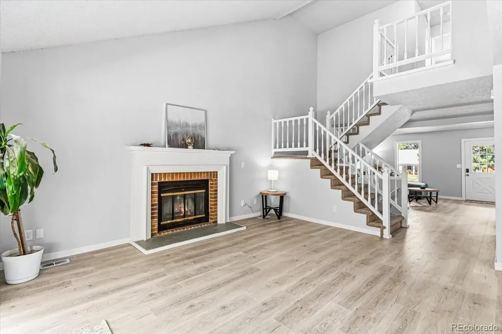 10149 Oak Street Broomfield CO 80021