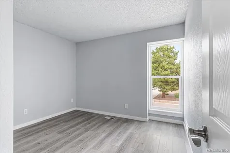 10149 Oak Street Broomfield CO 80021