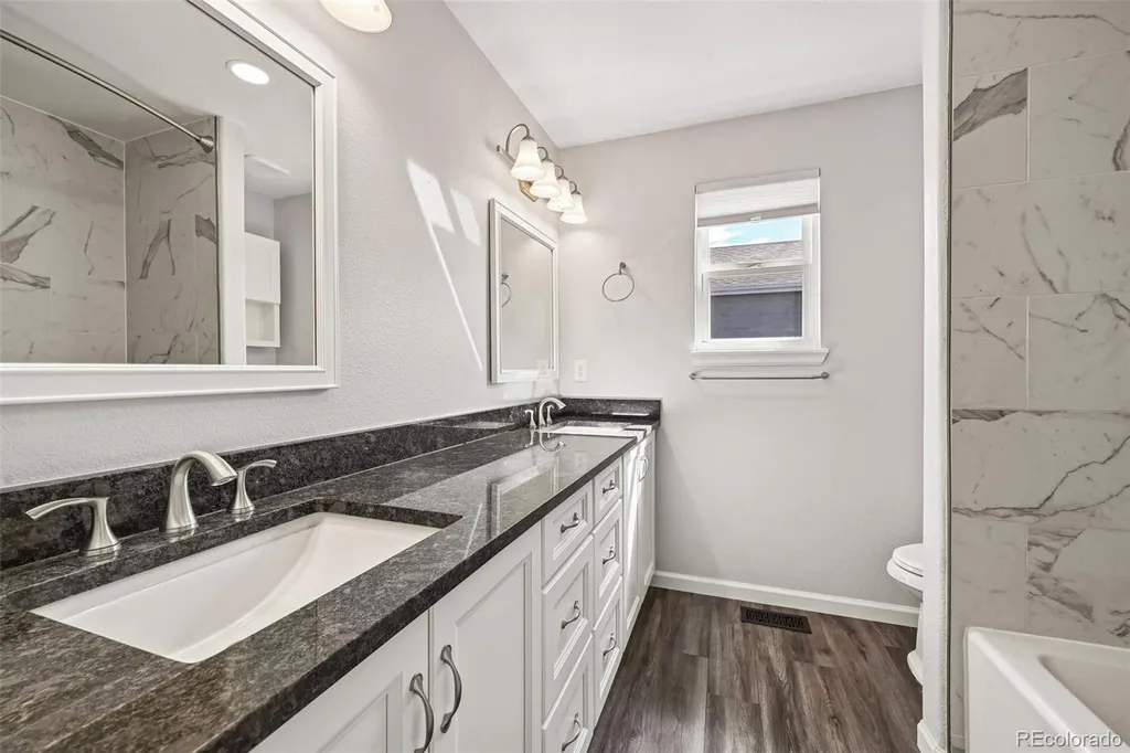 9785 Autumnwood Place Littleton CO 80129