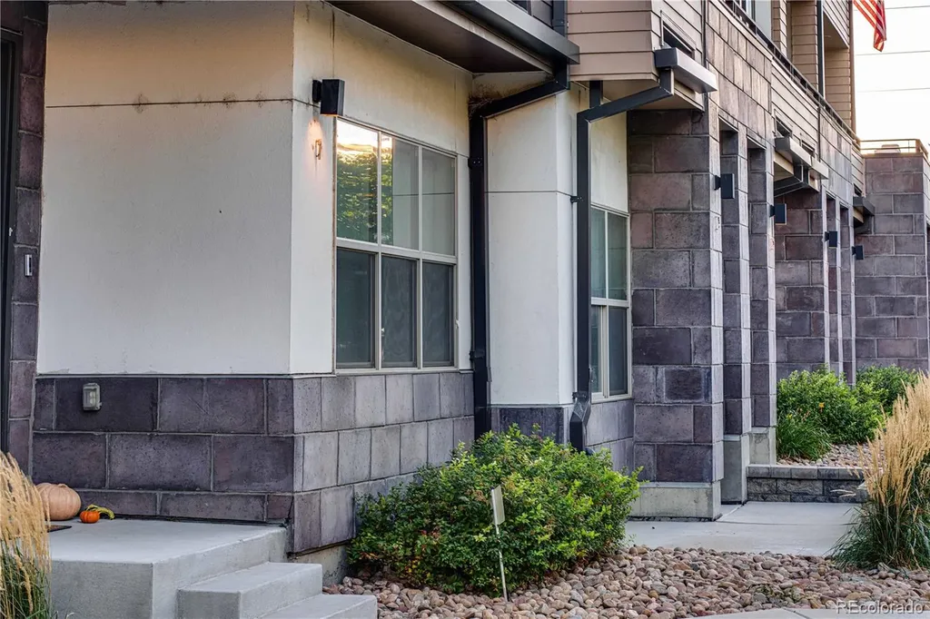 2622 W 24th Avenue Denver CO 80211