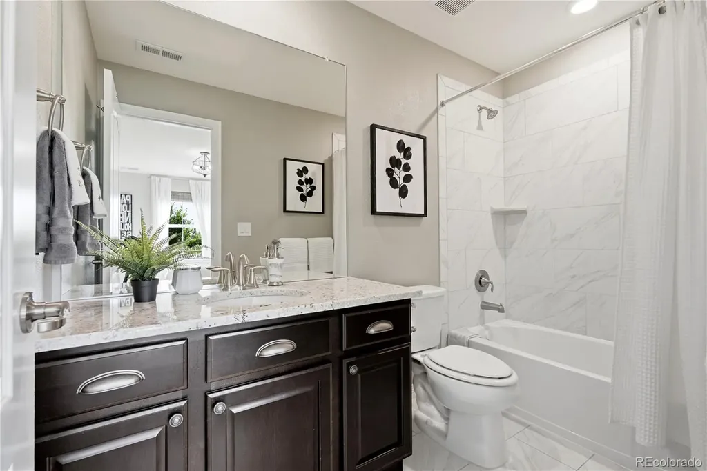 27822 E Long Place Aurora CO 80016