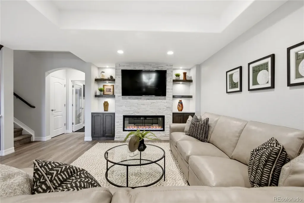 27822 E Long Place Aurora CO 80016