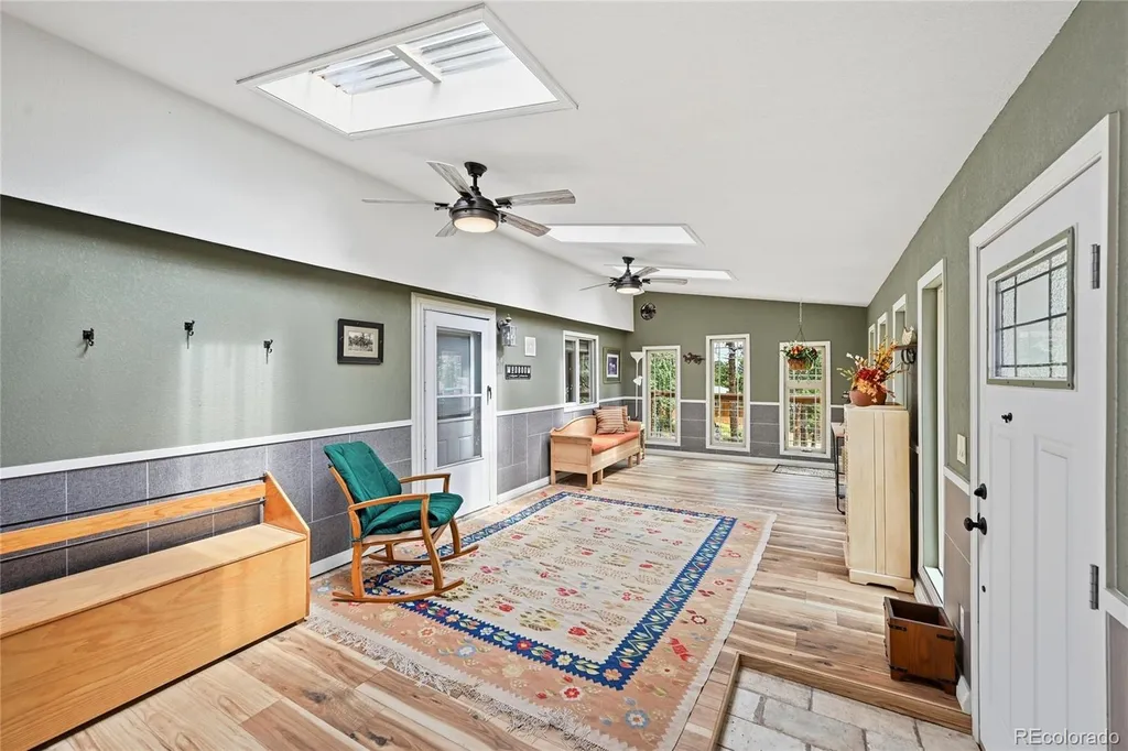22867 Pawnee Road Indian Hills CO 80454