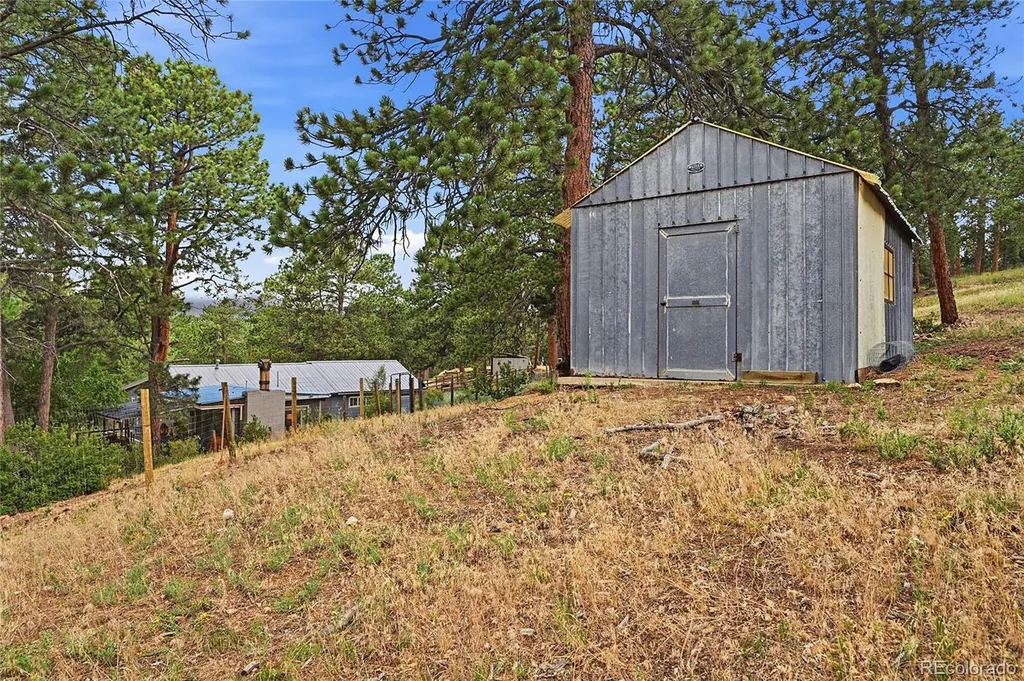 22867 Pawnee Road Indian Hills CO 80454