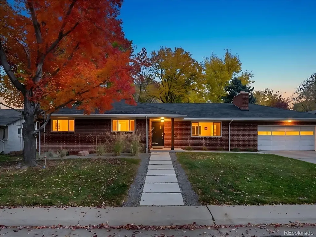 2728 S Langley Court Denver CO 80210