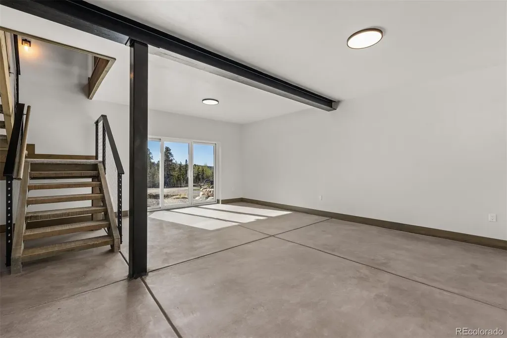 141 N Aspen Street Alma CO 80420