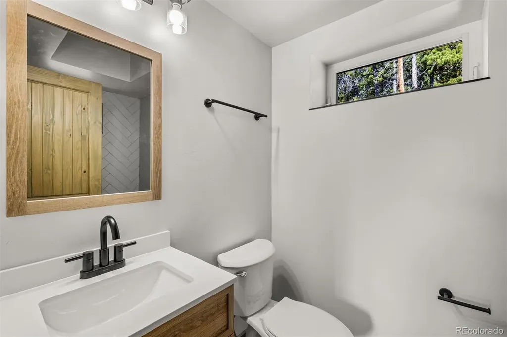 141 N Aspen Street Alma CO 80420