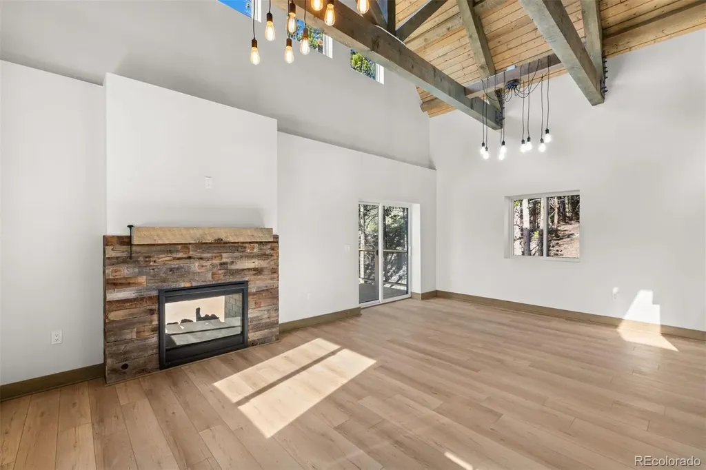 141 N Aspen Street Alma CO 80420