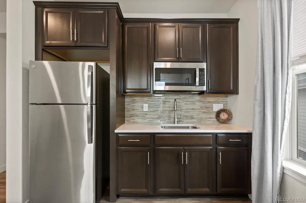 9317 Eagle River Street Littleton CO 80125
