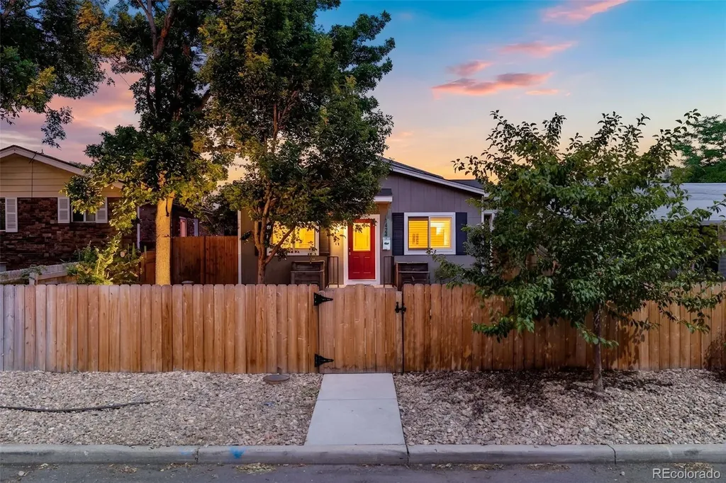 1424 Tamarac Street Denver CO 80220