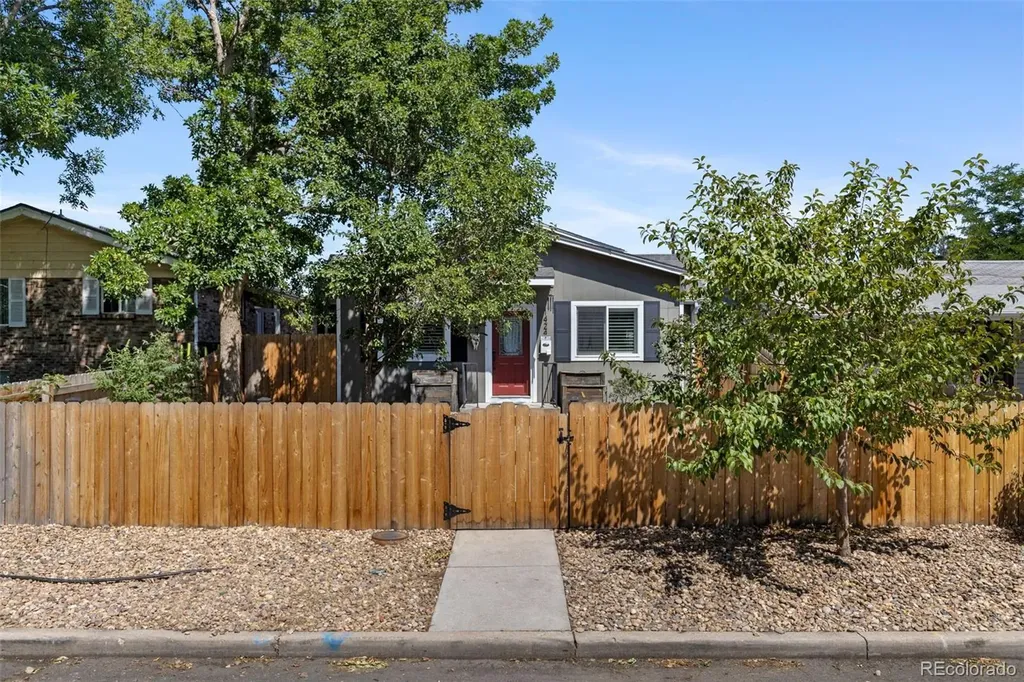1424 Tamarac Street Denver CO 80220