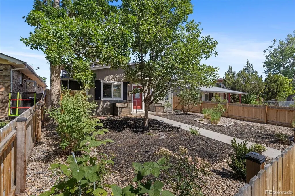 1424 Tamarac Street Denver CO 80220