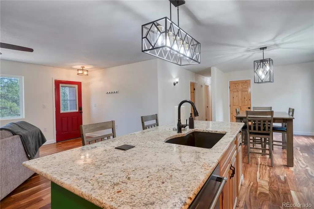 2796 Black Fawn Lane Westcliffe CO 81252