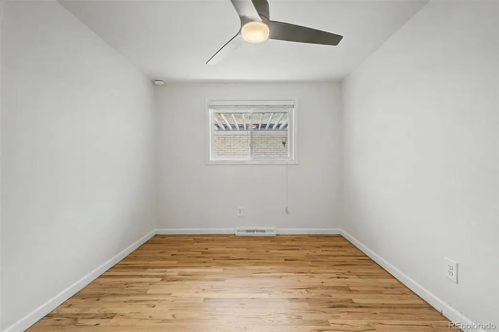 520 Iola Street Aurora CO 80010