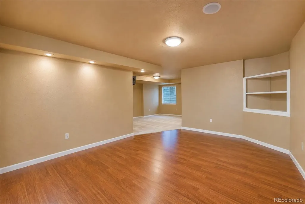 355 Peregrine Circle Broomfield CO 80020