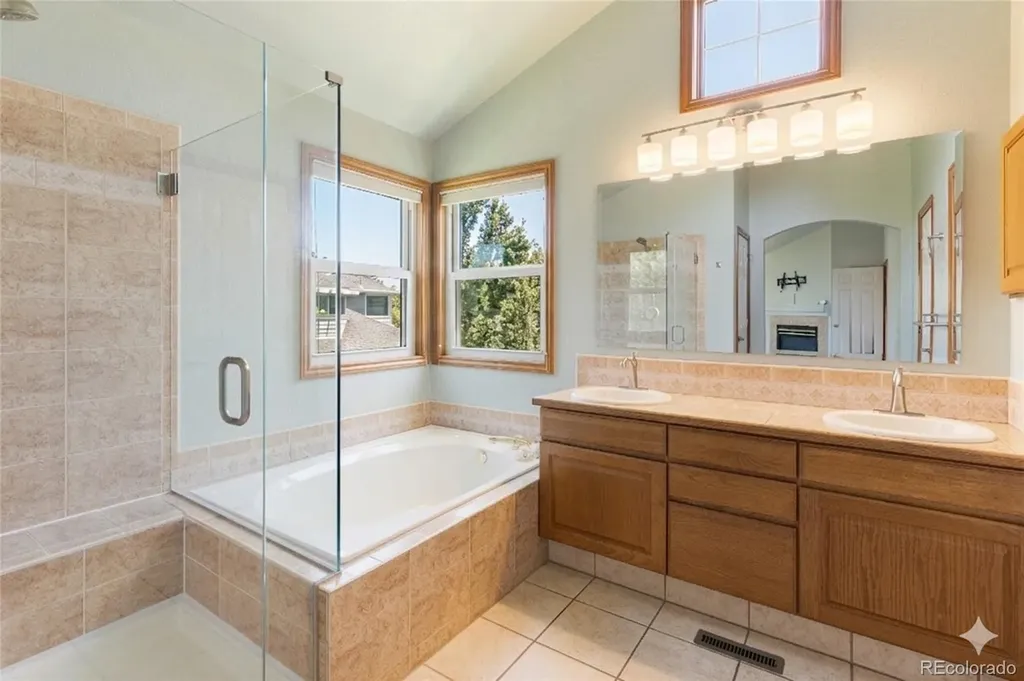 355 Peregrine Circle Broomfield CO 80020