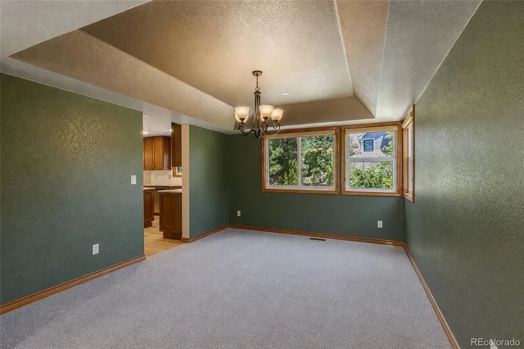 355 Peregrine Circle Broomfield CO 80020