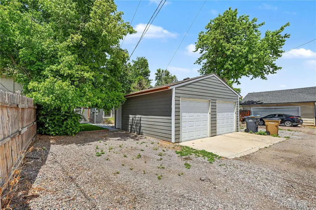 4144 Chase Street Denver CO 80212