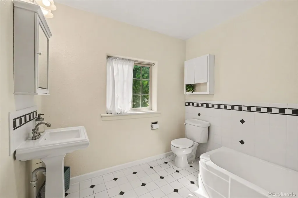 1616 Montview Boulevard Greeley CO 80631