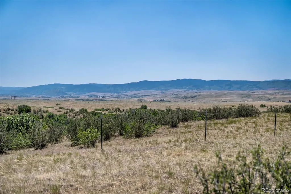 8394 Nugget Court Littleton CO 80125