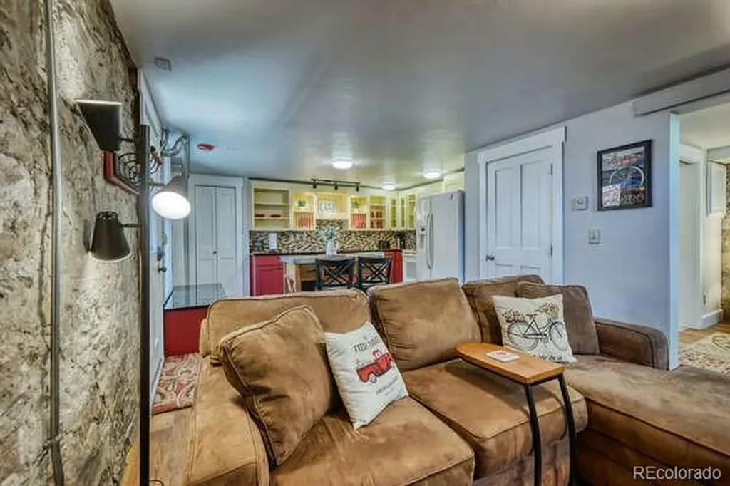 202 N F Street Salida CO 81201
