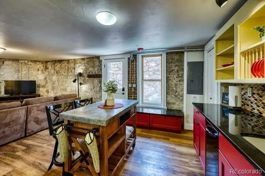 202 N F Street Salida CO 81201