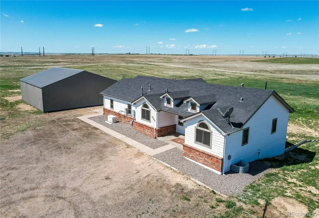 67690 E Jefferson Place Byers CO 80103