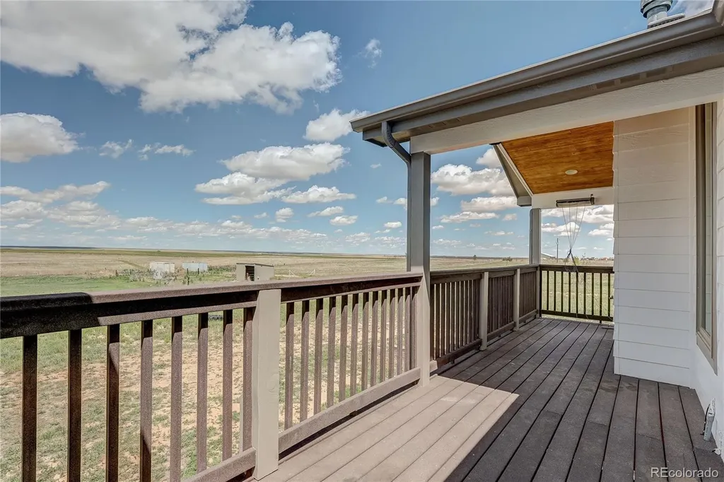 67690 E Jefferson Place Byers CO 80103