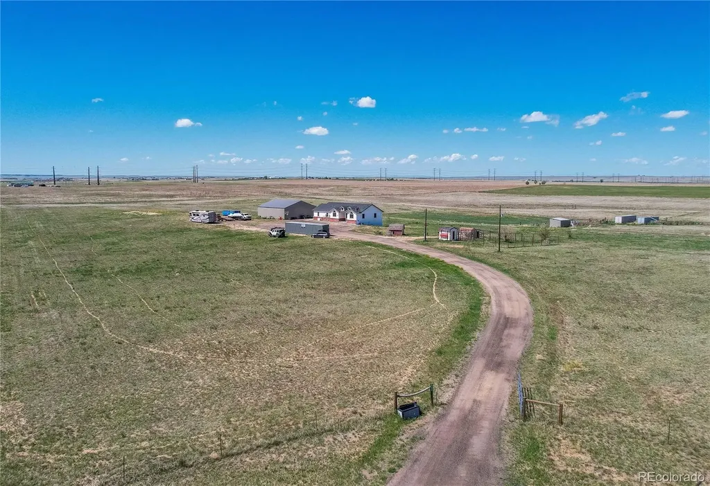67690 E Jefferson Place Byers CO 80103