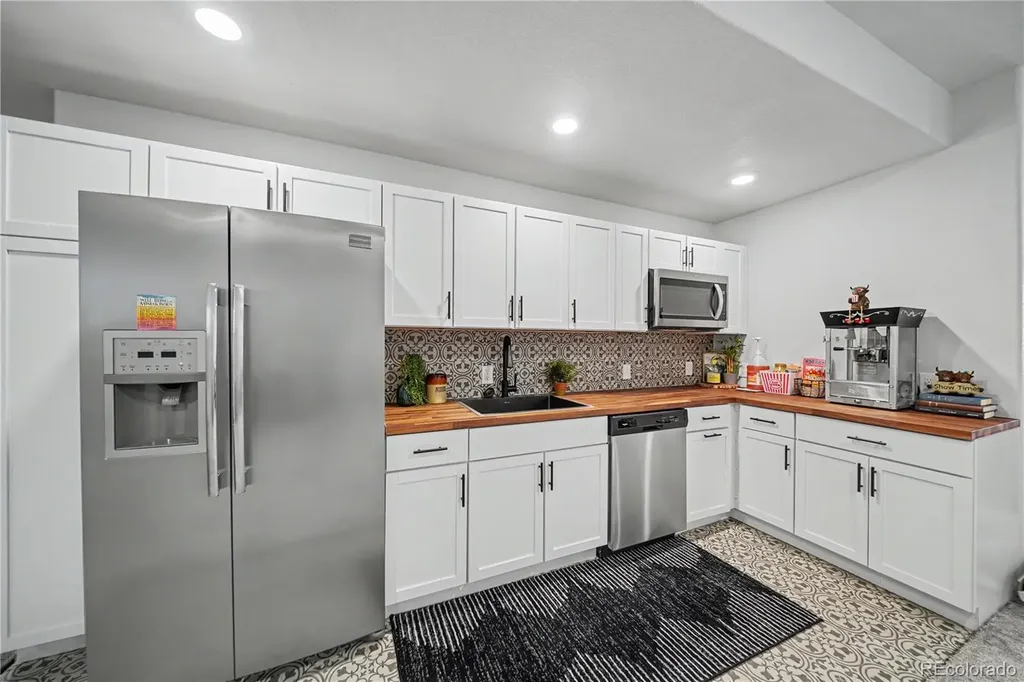 6339 Knapp Drive Colorado Springs CO 80924