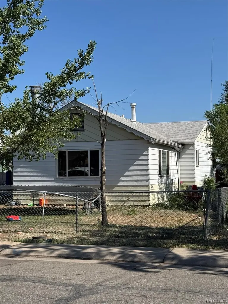 4889 W Tennessee Avenue Denver CO 80219
