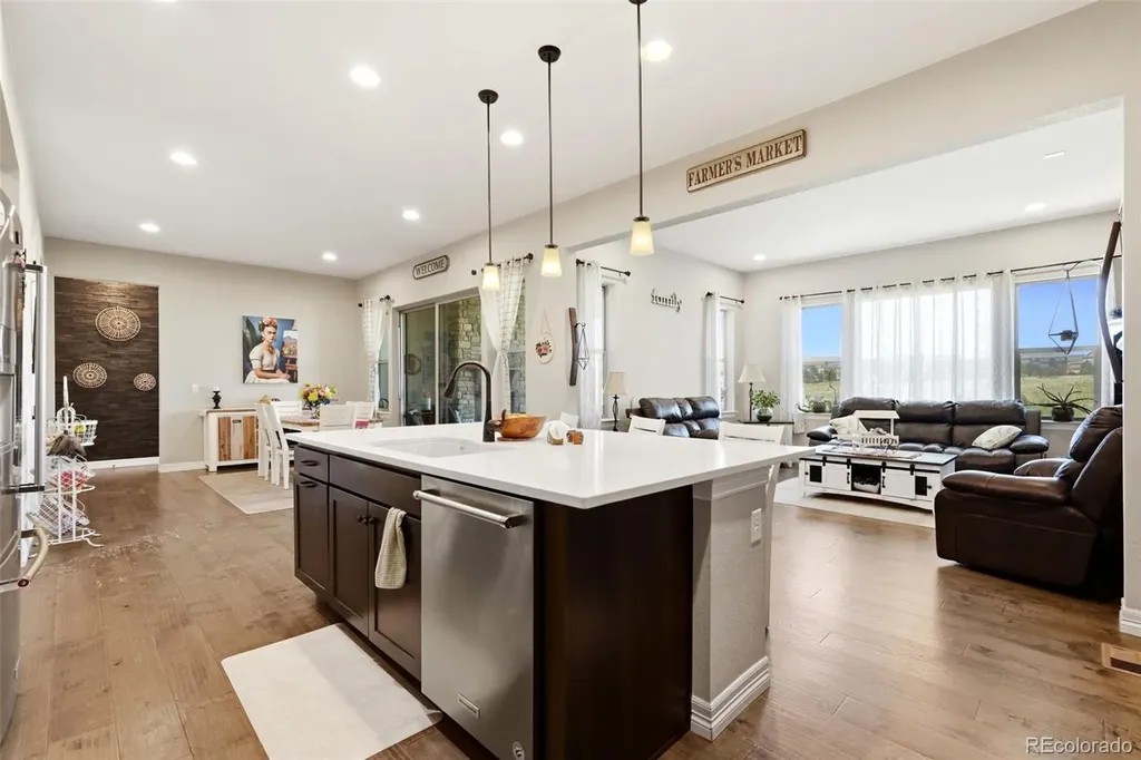 8641 S De Gaulle Court Aurora CO 80016