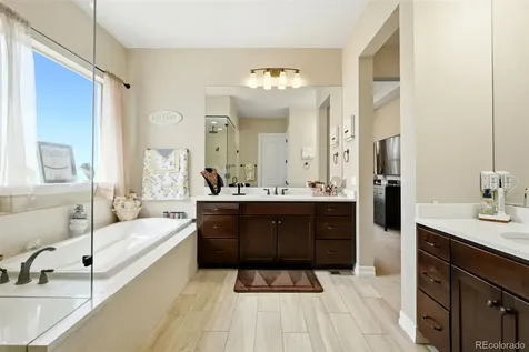 8641 S De Gaulle Court Aurora CO 80016